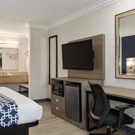 Quality Inn Lake Elsinore I-15 Экстерьер фото